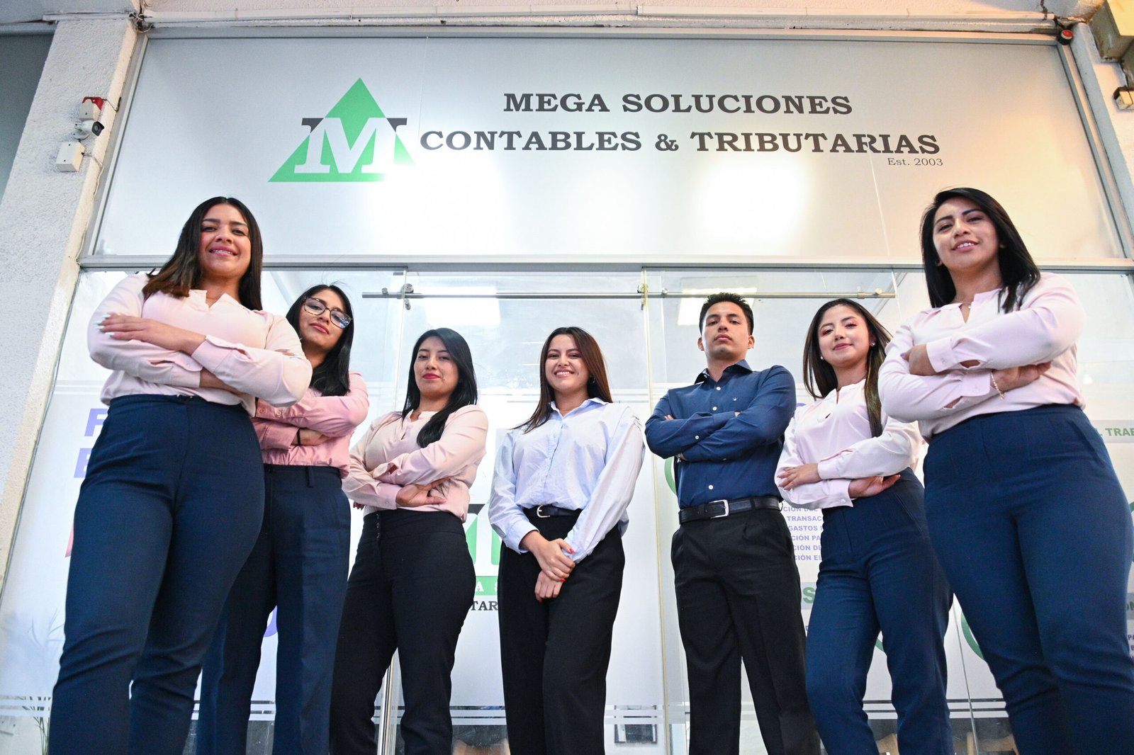 ASESORES TRIBUTARIOS